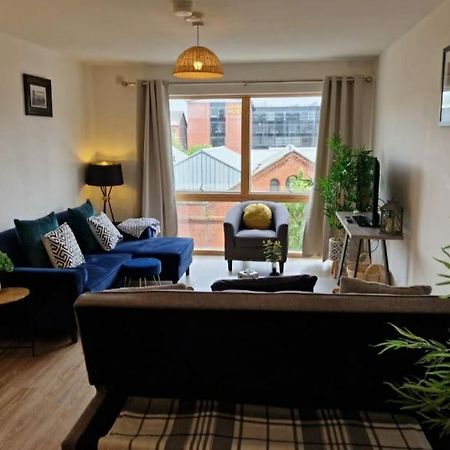 Modern Apartment, Sleeps 6, Belfast City Centre Esterno foto
